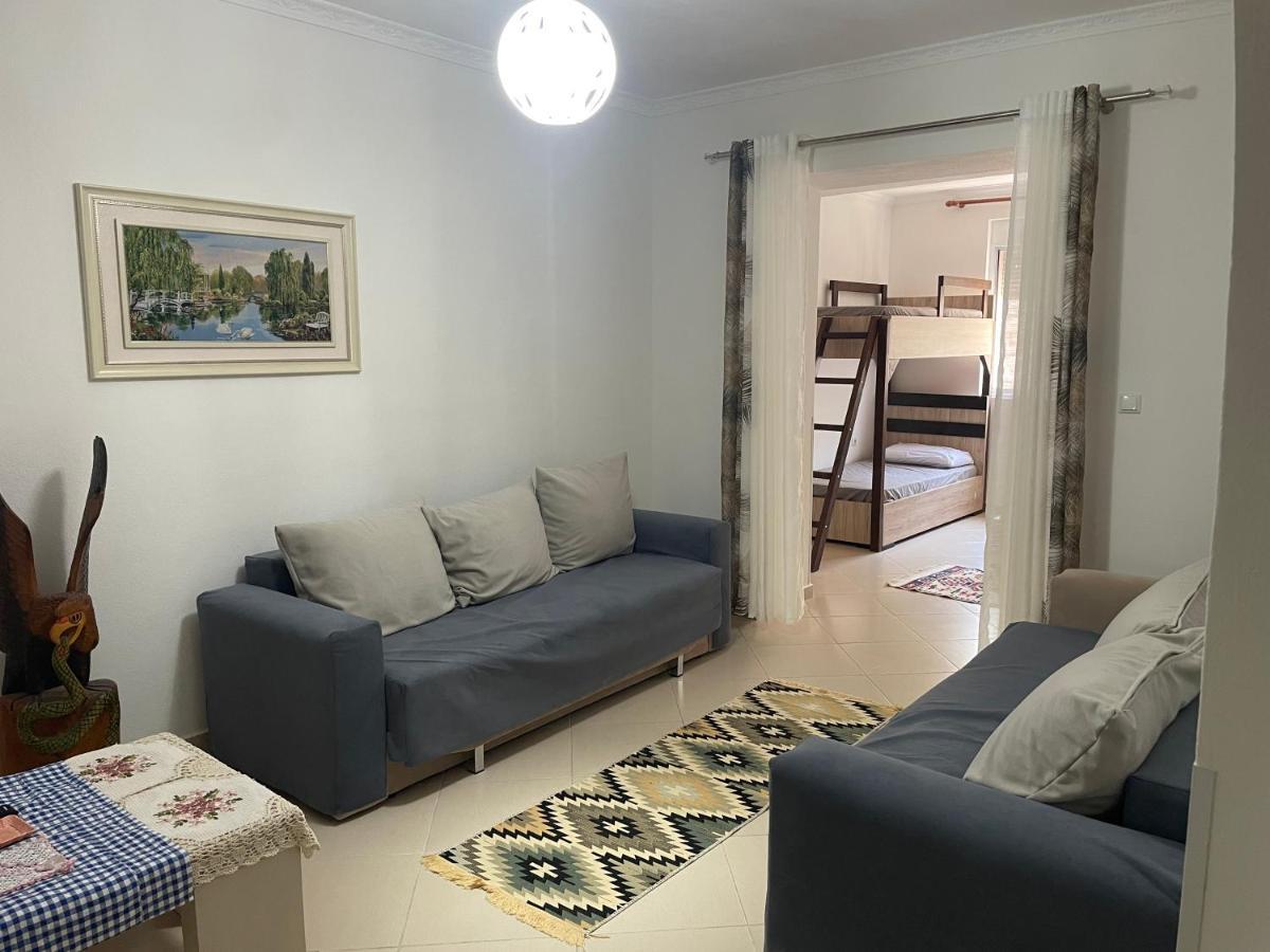 Guest House Taverna Laberia 3 Gjirokastër المظهر الخارجي الصورة